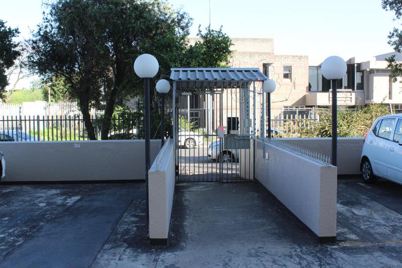 1 Bedroom Property for Sale in Parow Western Cape